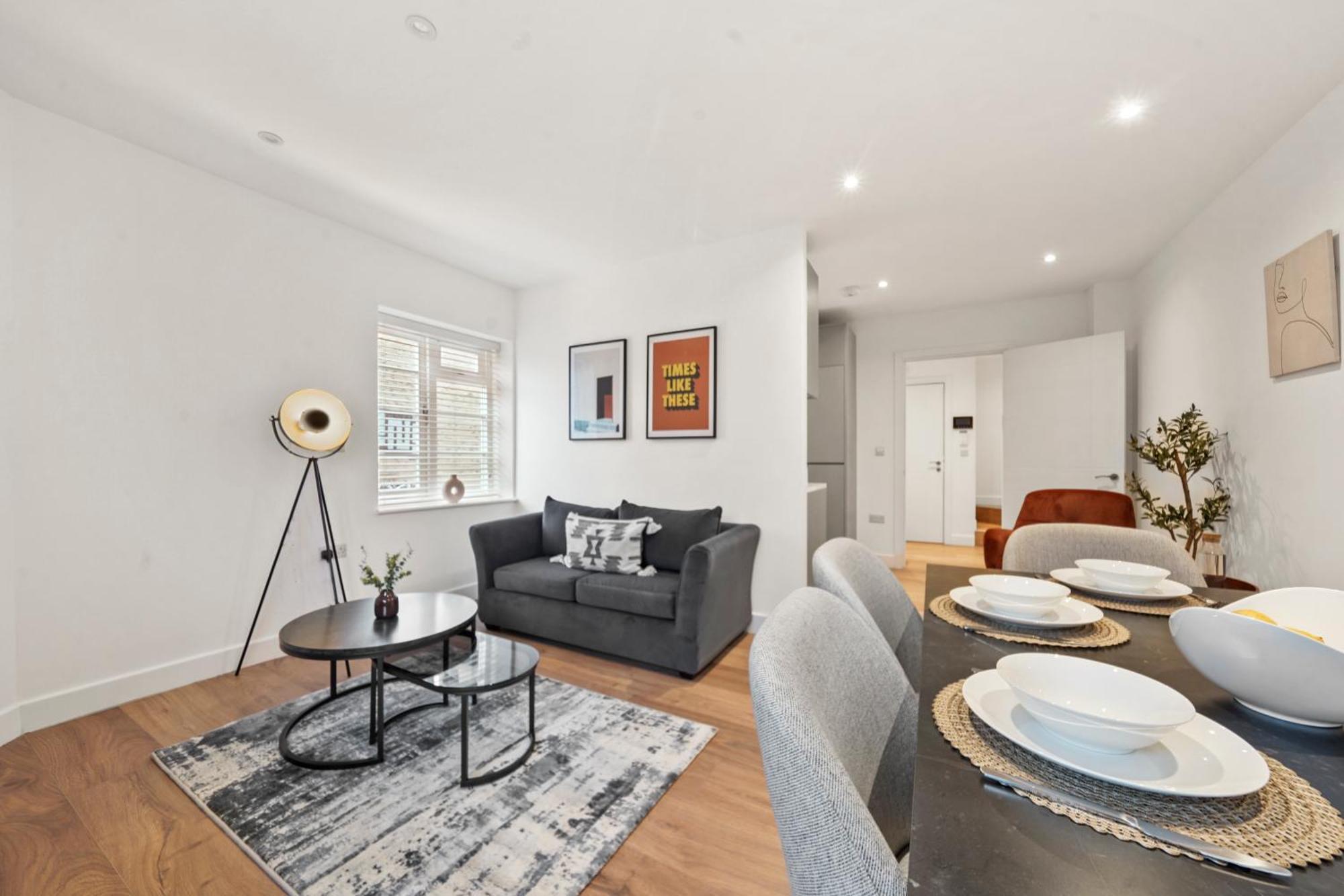 Stylish & Spacious Modern Near Dalston Kingsland Station