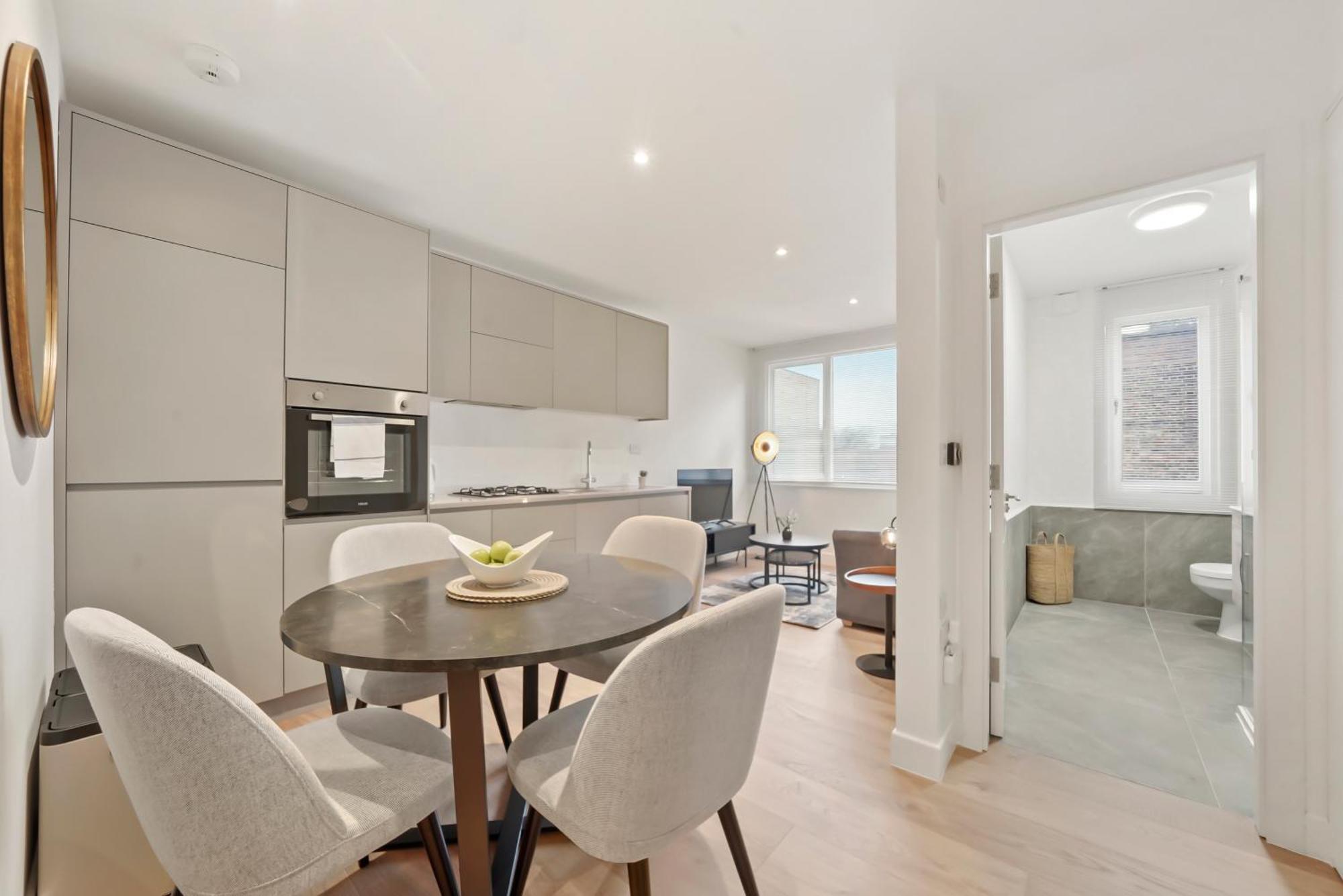 Stylish & Spacious Modern Near Dalston Kingsland Station